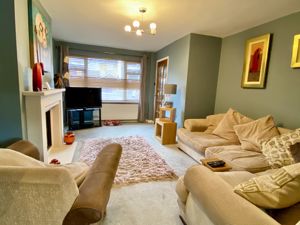 Lounge- click for photo gallery